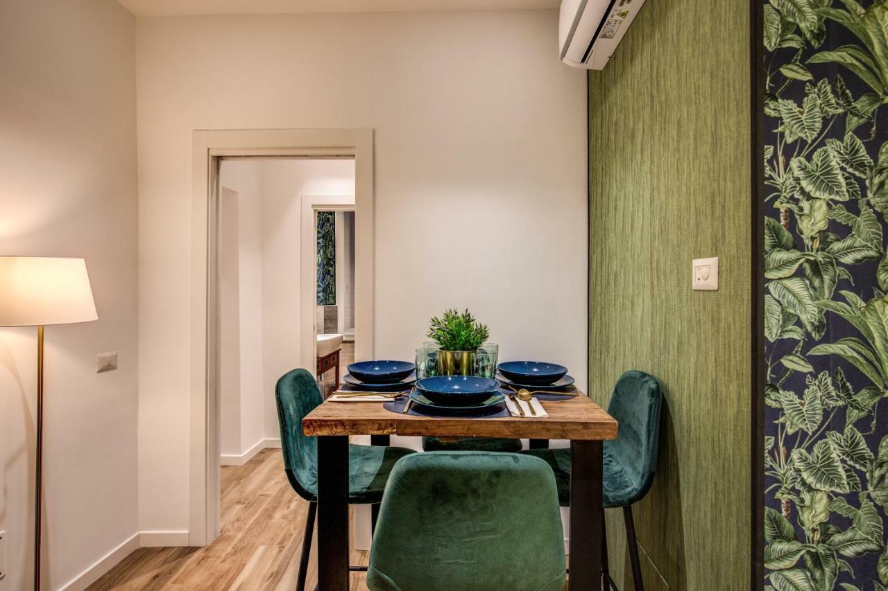 Lovely Rome Apartments - Historic City Center Kültér fotó